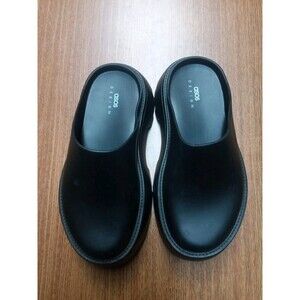 ASOS DESIGN Chunky Lug Sole Mule Clogs Black  US 7 Women's